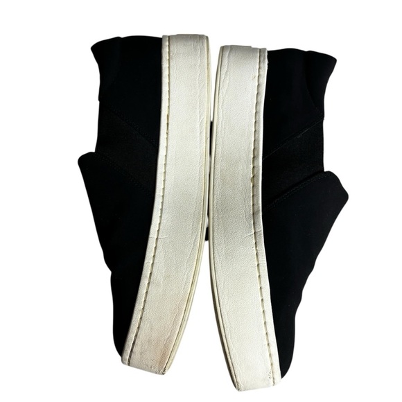 Vince Platform Slip on Women’s Sneakers Black Size 8.5 Minimalist Casual - Picture 8 of 12